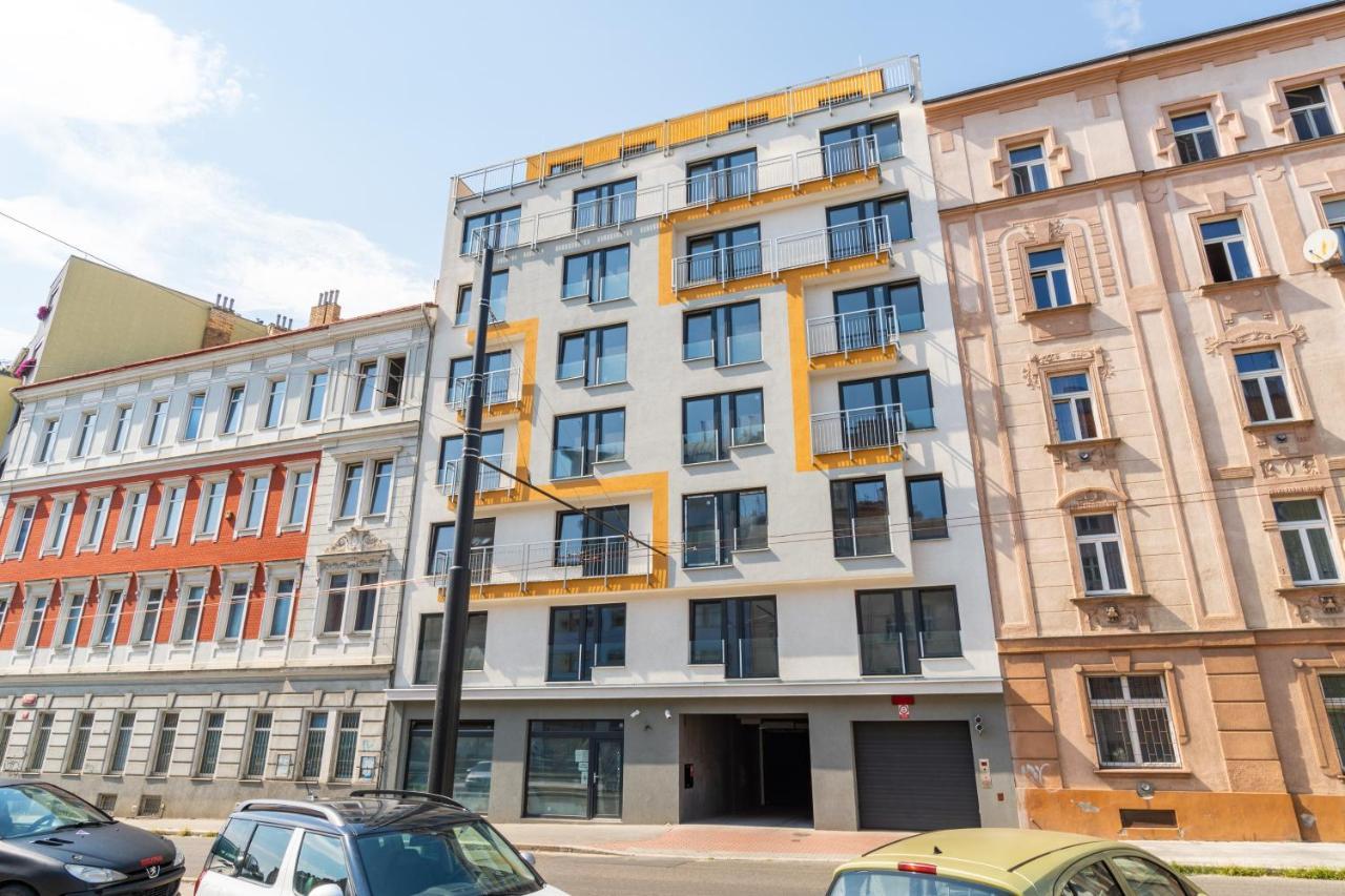 Brand New Two Room Apartment #64 In Elite Rezidence With Free Secure Parking Praha Eksteriør bilde